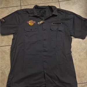Hard Rock Cafe Men's Dark Gray Button Down Shirt